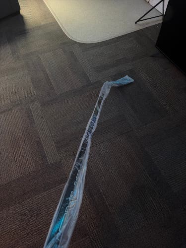 Senior Bauer Nexus Tracer Right Handed Hockey Stick P92 87 Flex Pro Stock (New)