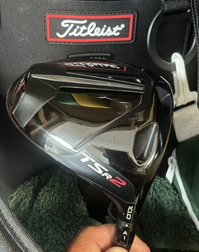 Men's 2022 Titleist TSR2 Right Handed Driver Regular Flex 10 Loft Graphite Shaft 45" (Used)