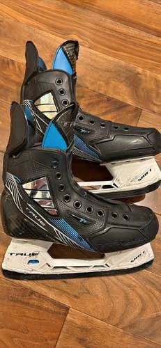 True TF9 Hockey Skates - Junior Size 3 (R)