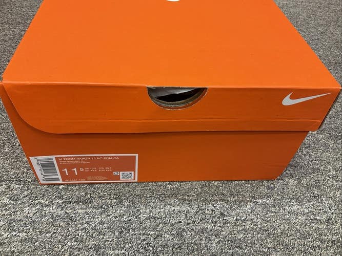 Mens Nike Zoom Vapor 12 HC PRM Size 11.5 Tennis Court Shoes
