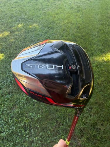 TaylorMade Stealth Plus Driver 10.5 Speeder NX Red Regular Flex 44.75" +HC NICE
