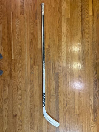 Easton Mako P4 Cammalleri II RH 100 Flex Grip Hockey Stick – Vintage