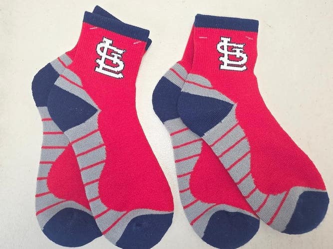 ST1 Mens MLB ST LOUIS CARDINALS Lot of 2 Pair Socks LARGE NEW