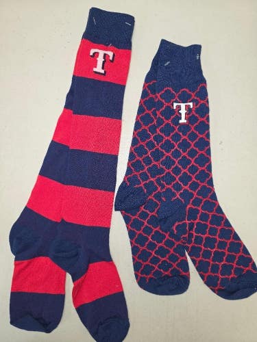 ST1 Mens MLB TEXAS RANGERS Crew Lot of 2 Pair Socks MEDIUM NEW