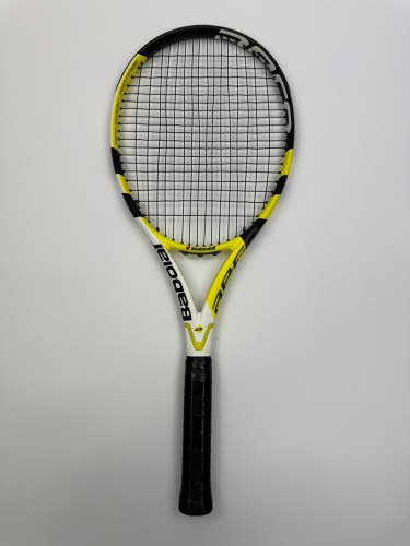 Babolat Aeropro Drive Cortex, 4 1/2 Excellent 9/10