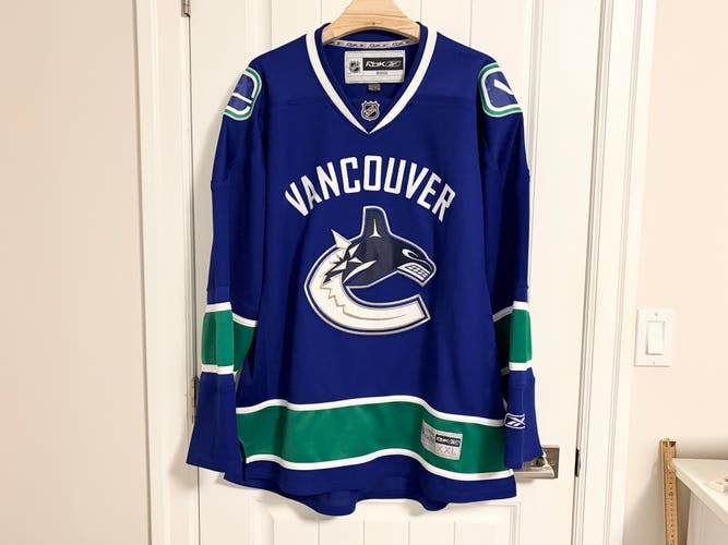 Authentic Reebok Vancouver Canucks Blue Orca Home Jersey Size XXL 2XL