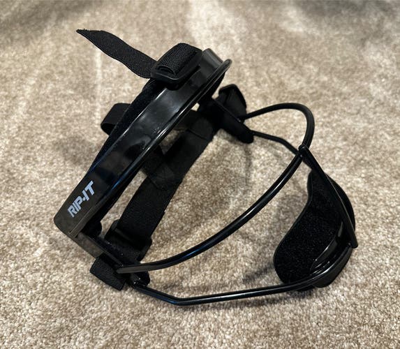 Rip It Defense Pro Face Guard (New without tags)