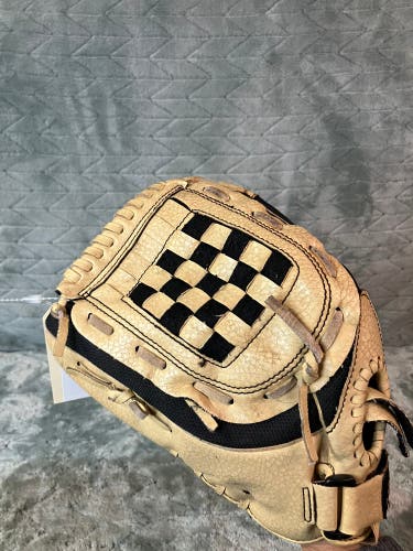 Black Adidas EAZY CLOSE LH Pitcher's Baseball Glove 11.5" (Used)