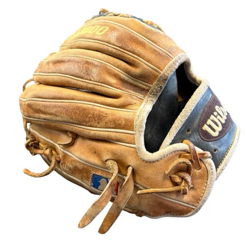 Used Wilson A2000 BB/SB Glove RH Throw Tan 11 1/4" 10299-S000312121
