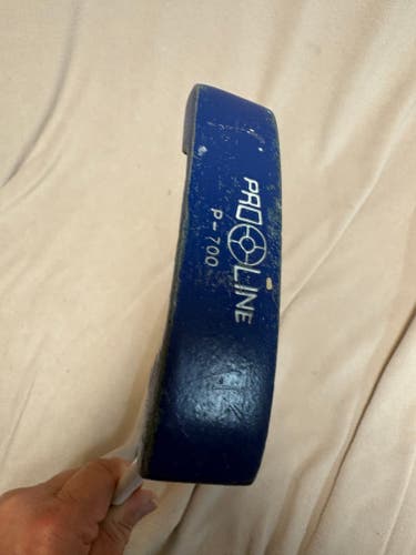 Proline Right Handed Putter 33.25" (Used)