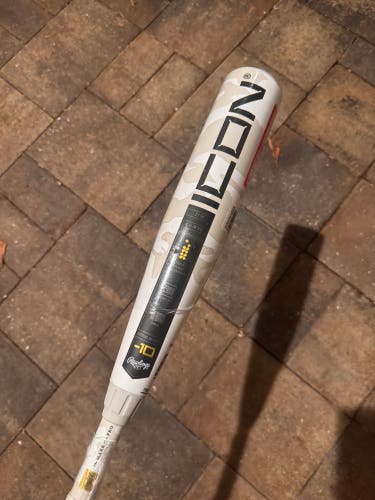New In Wrapper Rawlings Icon 27/17