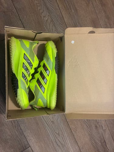 Green Men's Size 13.0 (W 14.0) Adult Adidas DGT TF trainers Shoes (Used)