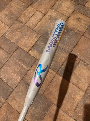 New In Wrapper Rawlings Mantra Reverse 31/21