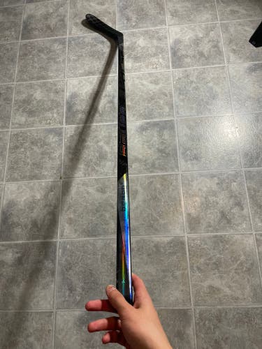 Custom Black Senior Bauer Pulse 2 Left Hand Hockey Stick P28 70 Flex (New)