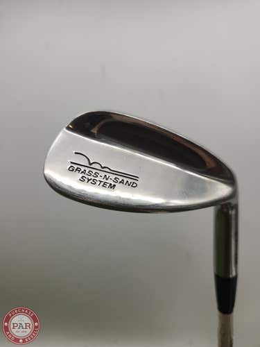 MACGREGOR GRASS N SAND WEDGE 64* FIRM MACGREGOR TITAN 35.5" GOOD