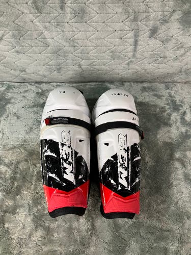 Intermediate CCM JetSpeed FT485 Shin Pads 13" (Used)