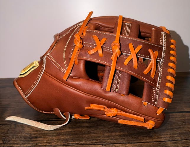 NWT RHT 12" Wilson Staff Teddy Bear 1795 Baseball Glove