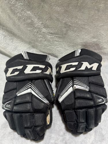 Black Intermediate CCM Tacks 7092 Gloves 14" (Used)