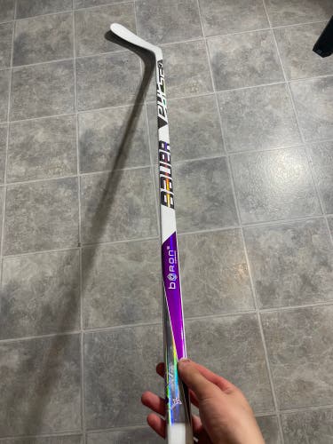 White Senior Bauer Pulse 2 Left Hand Hockey Stick P92 70 Flex (New)