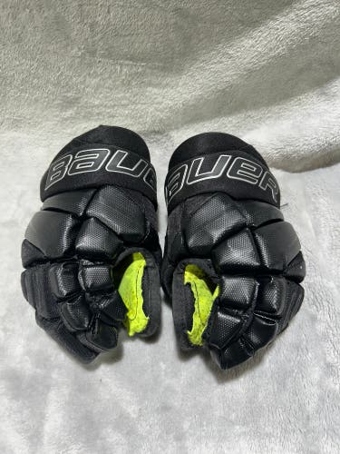 Black Junior Bauer Vapor 3X Gloves 10" (Used)
