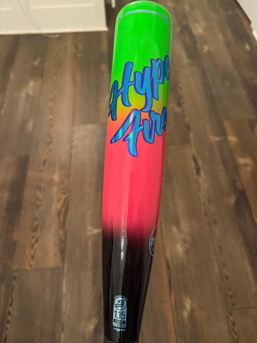2027 Easton Hype Fire Composite USSSA Certified Bat (-8) 22 oz 30" (Used)