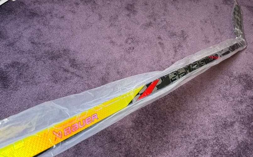 Senior Bauer Nexus Tracer Left Hand Hockey Stick P28M 77 Flex Pro Stock (New)