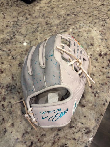 Nike Vapor Elite RH Infield Baseball Glove 11.5" (New)