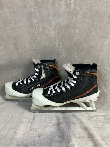 Intermediate Bauer Elite Hockey Goalie Skates Regular Width Size 4.5 (Used)