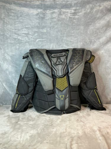 Senior XL Bauer Mach Goalie Chest Protector (Used)