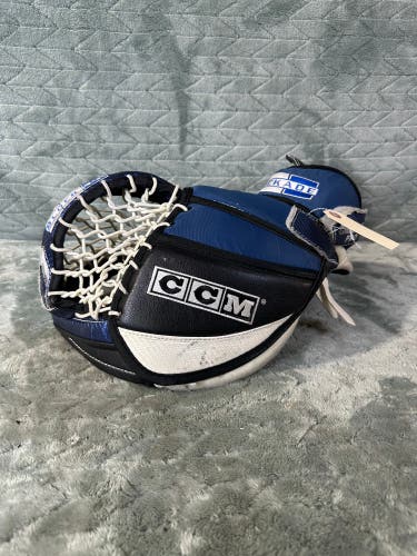 Blue Senior CCM Blockade Goalie Gloves & Blockers Regular (Used)