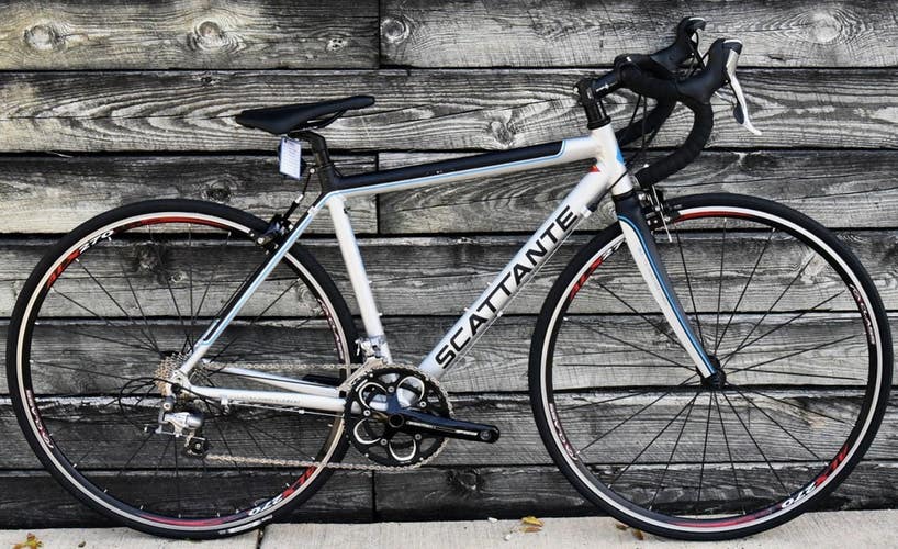SCATTANTE W570 ROAD BIKE SIZE SMALL, 48 CM, 20 SPEED, ALUMINUM WITH CARBON FORK
