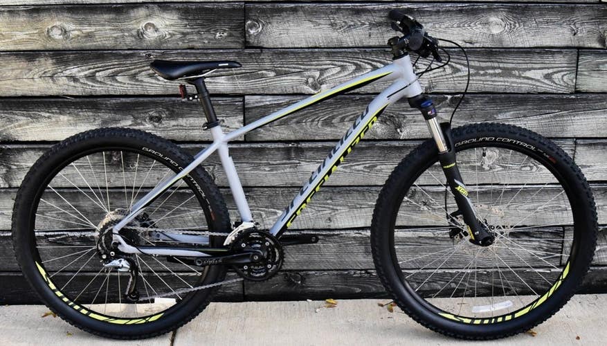 SPECIALIZED PITCH 27.5 MOUNTAIN BIKE SIZE LARGE, 17.5", 24 SPEED, ALUM
