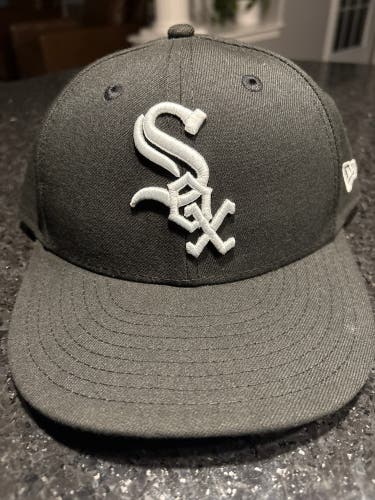 Chicago white Sox Men's 7 1/2 New Era Hat (New) low profile