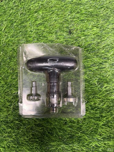 NEW Softspikes Cleat Kaddy Spike Removal Tool