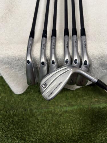 2026 Wilson Staff XB Iron Set (5-Pw,Gw) KBS Max Graphite 55 Senior Flex RH