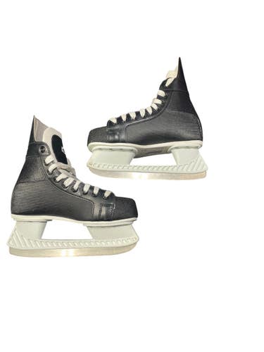 Used CCM CHAMPION 90 Senior Hockey Skate Senior 5 11873-S000235067