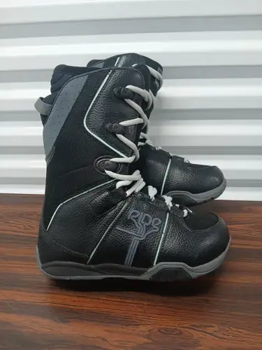 Orion-W Ride Women's Snowboard Boots Black Sz 6 NICE!