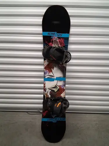 Rome SDS Lofi Rocker 146cm Snowboard W/ Burton Sz M Bindings