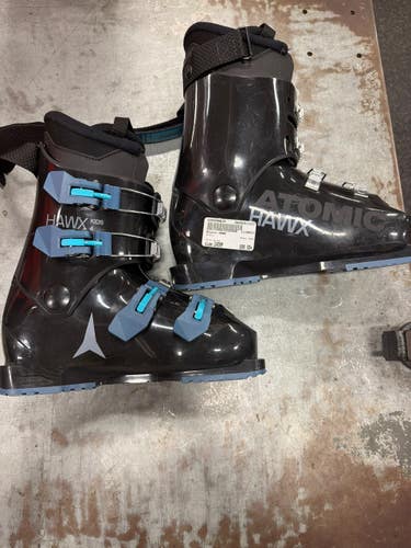 Used Atomic HAWK Boys DH Ski Boot Black 245 MP - M06.5 - W07.5 11337-S000498619