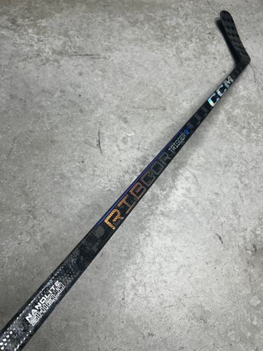 100 Flex P92M Senior CCM RibCor Trigger 9 Pro Left Hand Hockey Stick Pro Stock (Used)