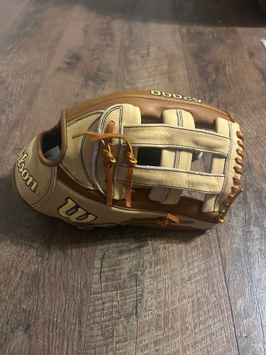 Wilson A2000 Outfield Glove
