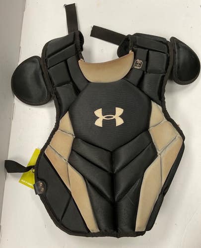 Used Under Armour UACPCC4-JRVS Catchers Chest Protector Black Junior 11855-S000211309