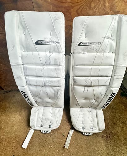 32" Bauer Reactor 5000 Goalie Leg Pads (Used)