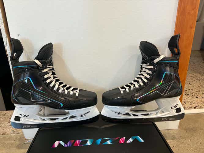 CCM Vizion Hockey Skates 9 (Used)