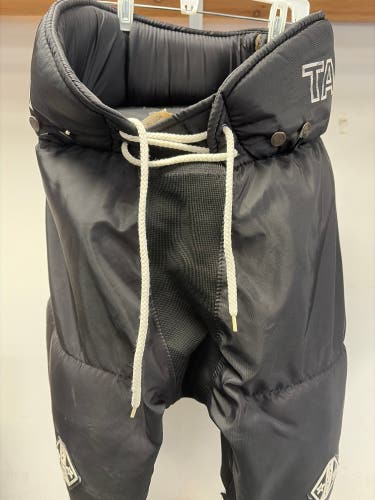 Senior Large Tackla 800Z Hockey Pants (Used)