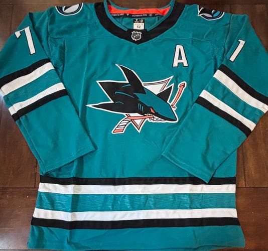 San Jose Sharks Macklin Celebrini Jersey Adult Large NWT