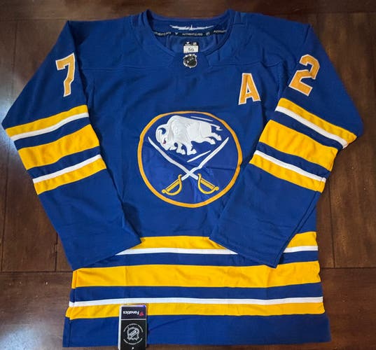 Buffalo Sabres Tage Thompson Home Jersey Adult Medium (50) NWT