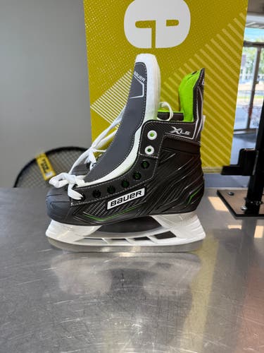 Bauer Hockey Skates Size 3 (New)