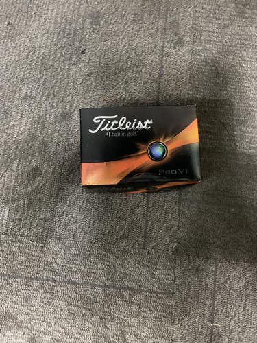 Used Titleist PRO V1 6 Pack - Golf Balls 11614-S000241595