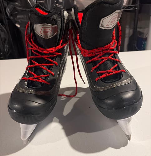 Bauer Expedition Hockey Skates Junior Size 4